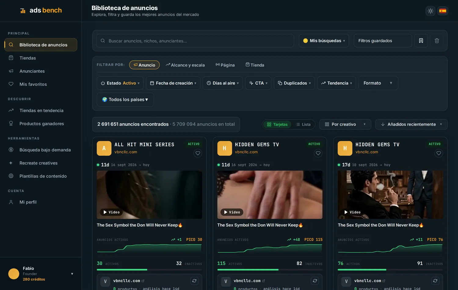 Biblioteca de Ads Bench con filtros para seleccionar anuncios relevantes