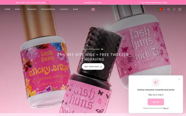 Vitrine de Lash Huns