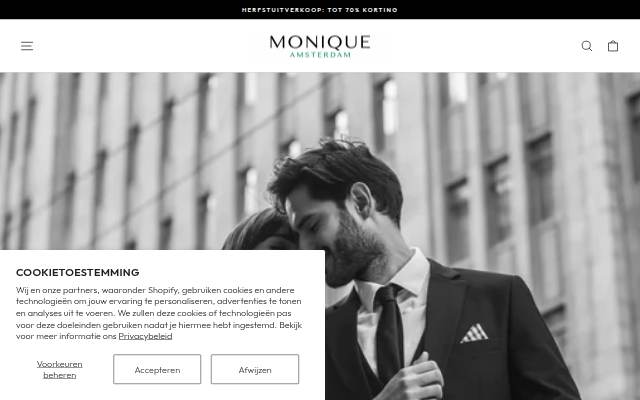 Monique Amsterdam storefront