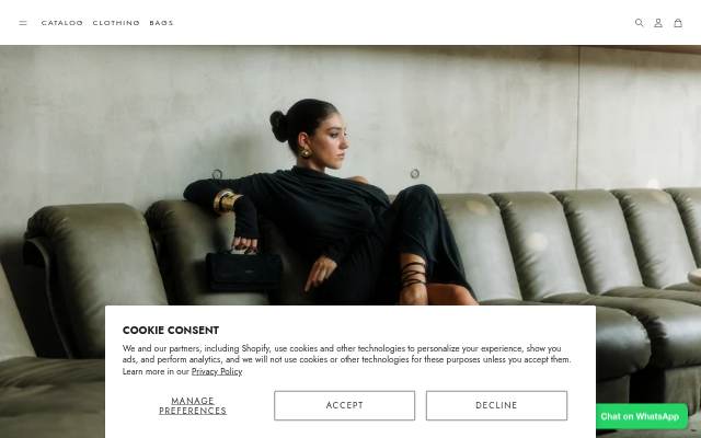MonRoi Roma storefront