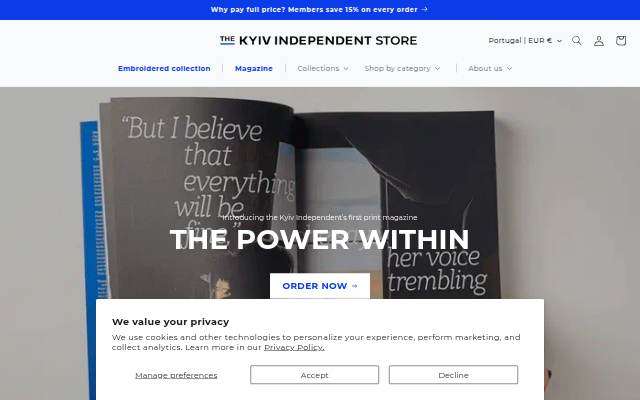 Escaparate de The Kyiv Independent Store