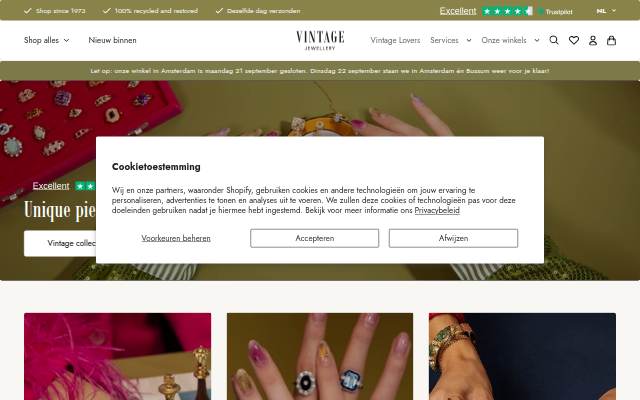Vintage Jewellery storefront