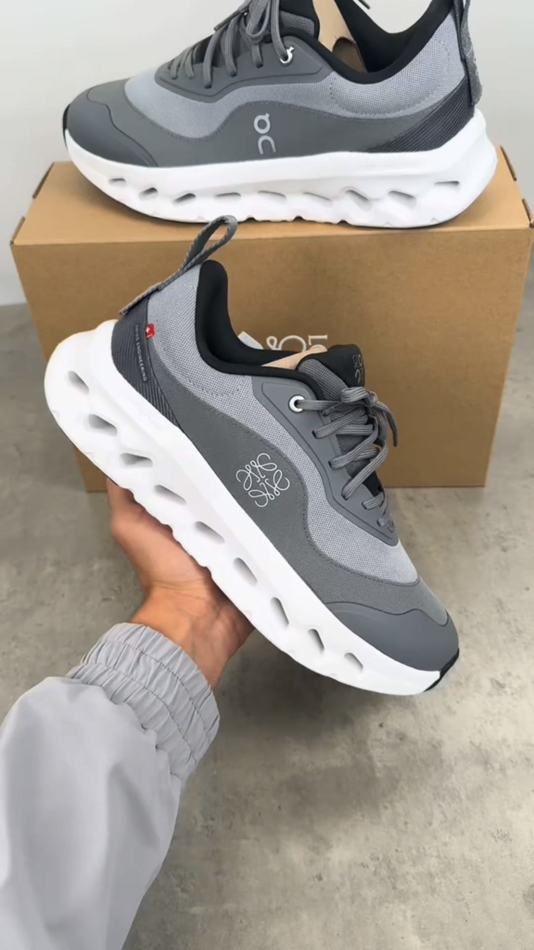 La même paire... pas au même prix!