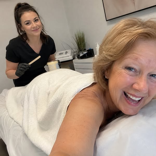 65-Year Old Ladys With Hairy Legs Read This!