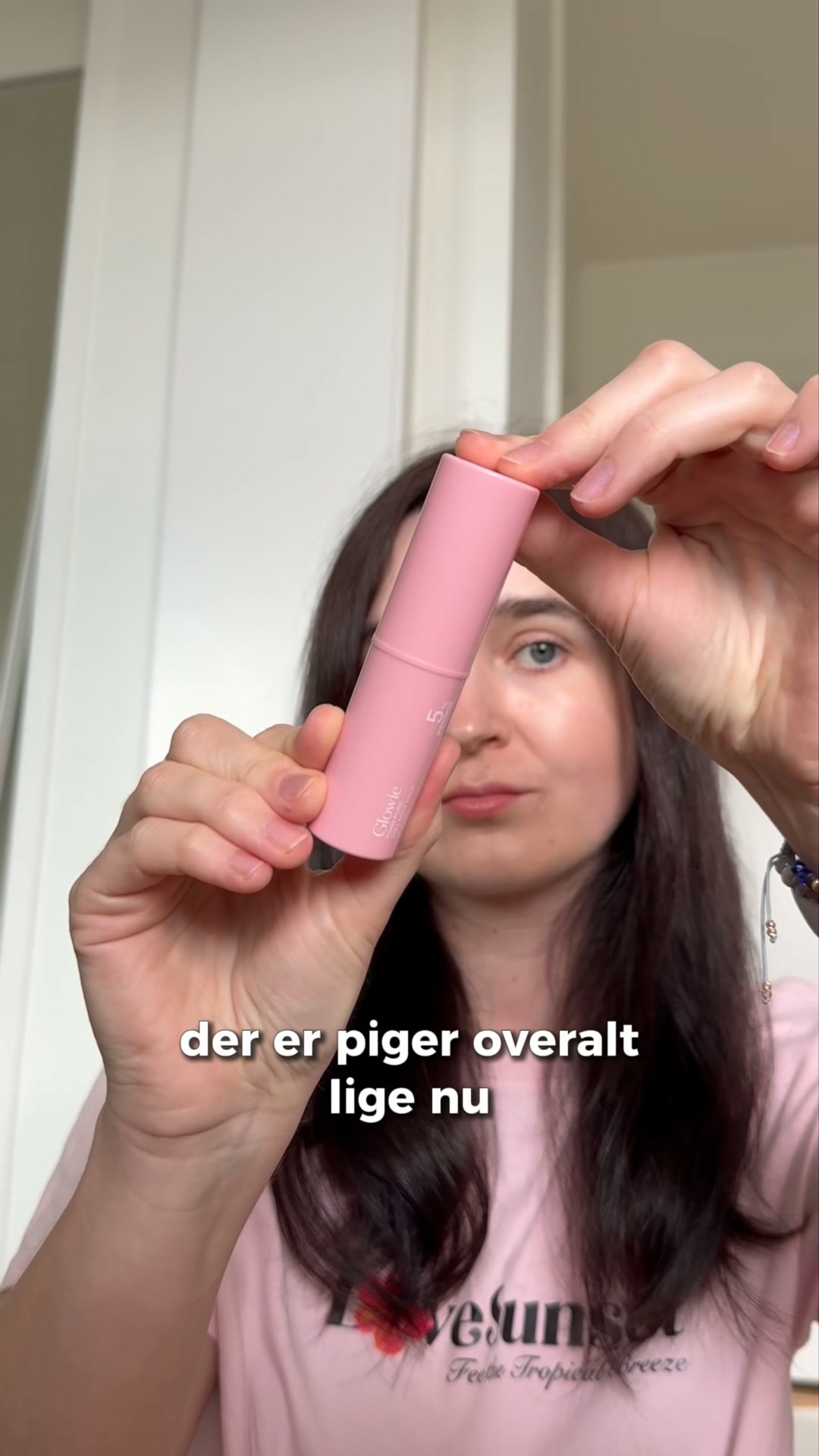 Yngre hud uden nåle