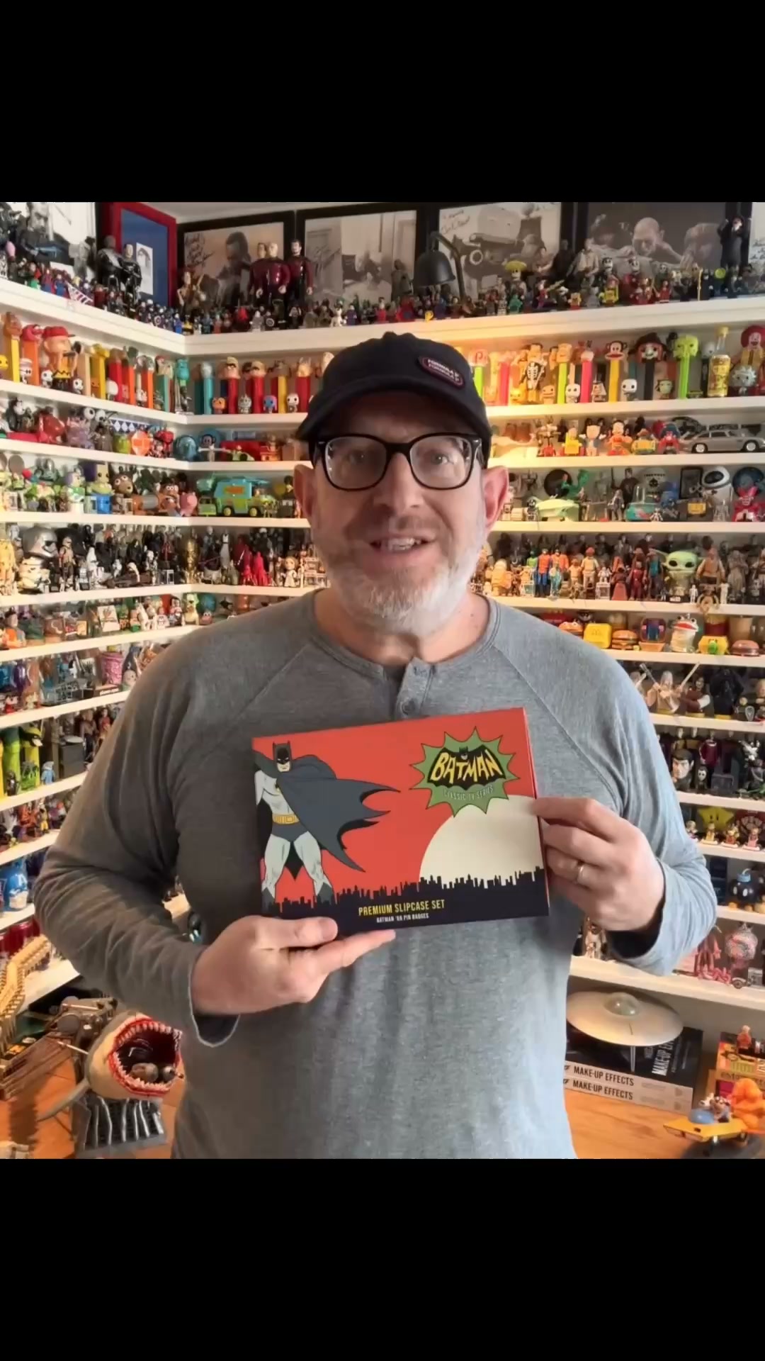 Batman '66 Pin Badge Set