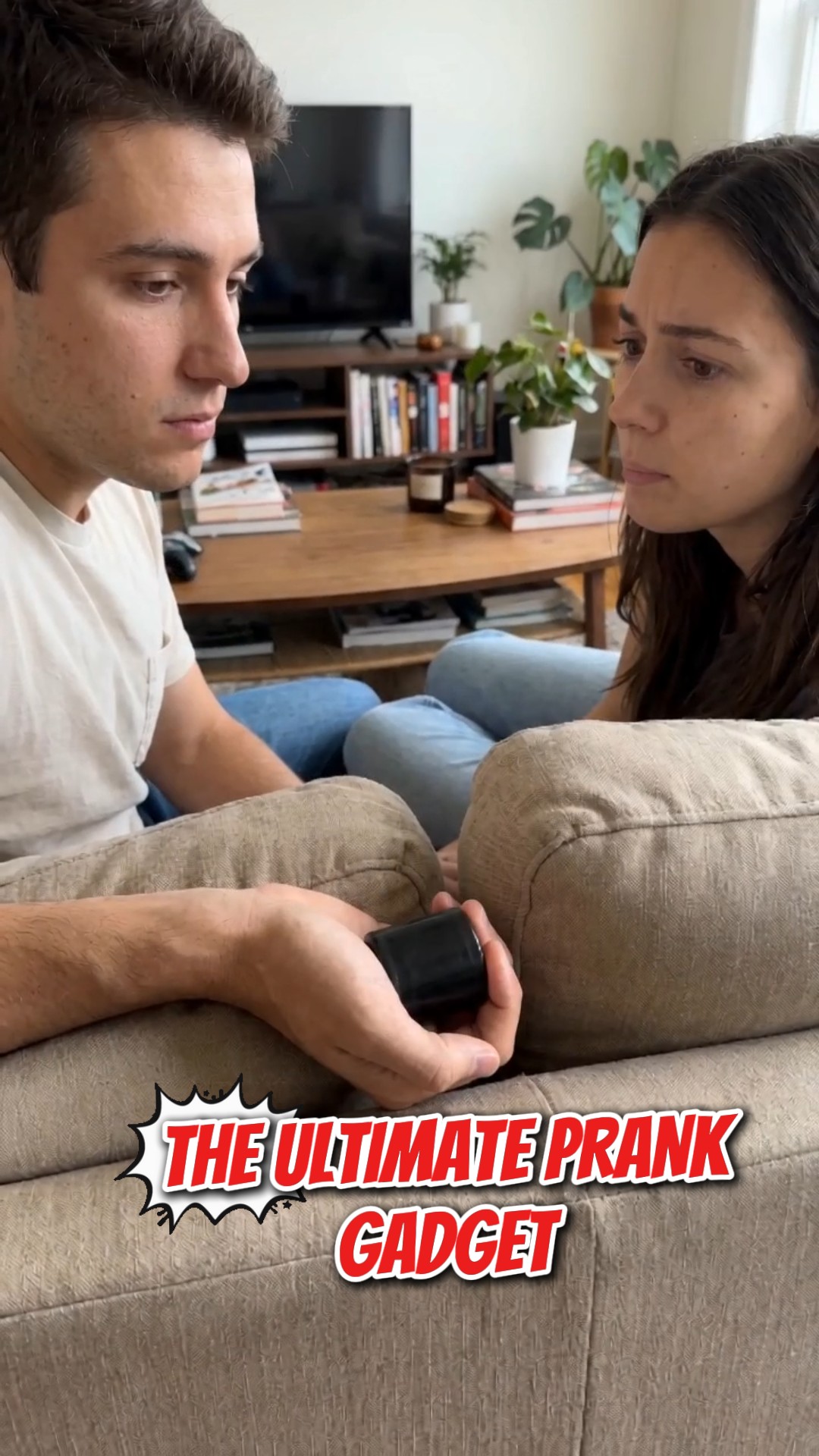 Novelty Squeeze Pooter Fart Machine