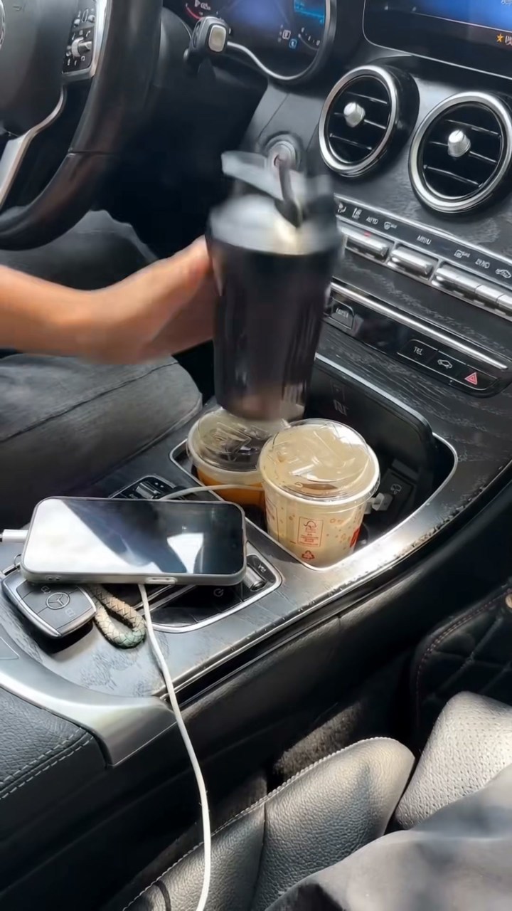 Multifunctional Foldable Car Door Cup Holder Large Diameter Drink and Water Bottle Storage Rack