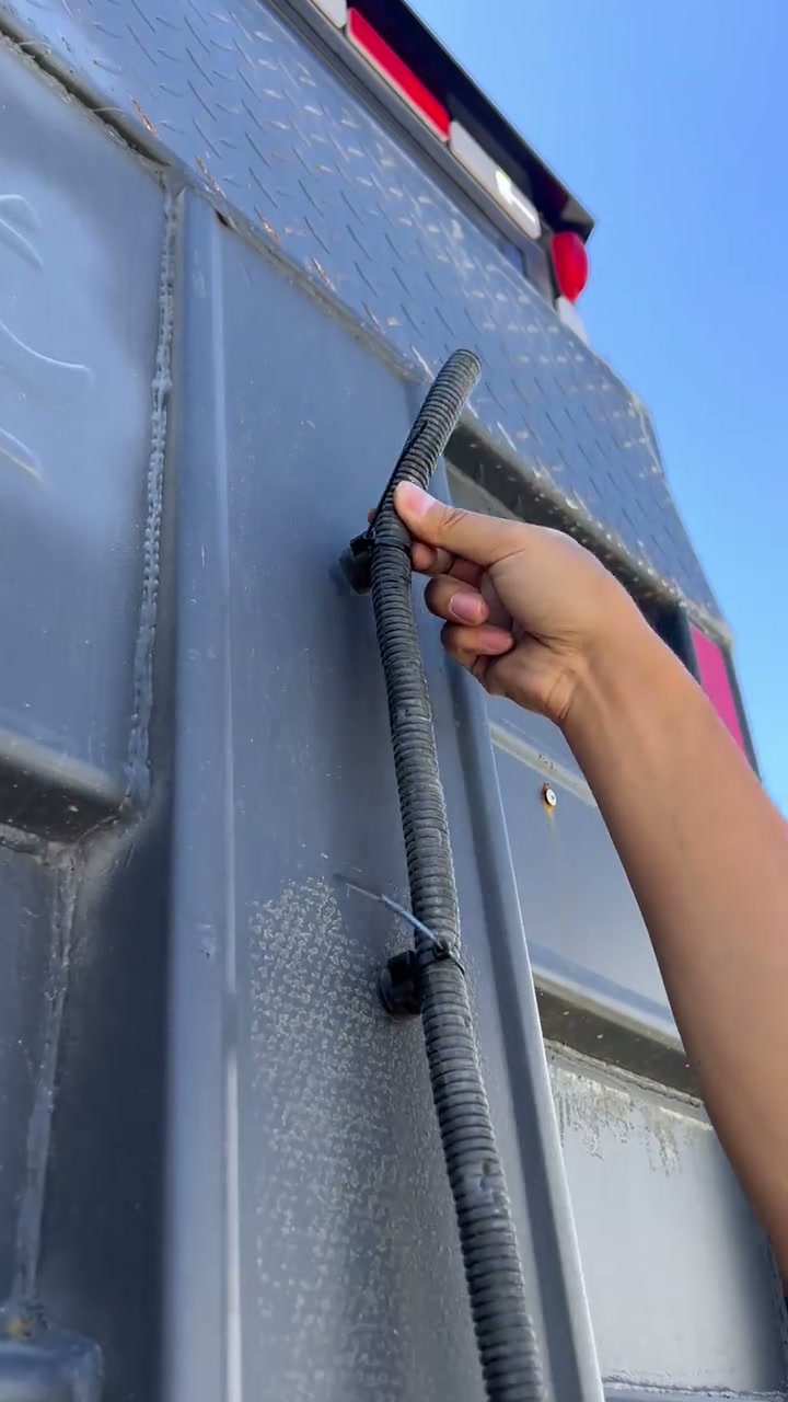Zero Drilling Required! Heavy-Duty Magnetic Zip Tie Cable Mounts