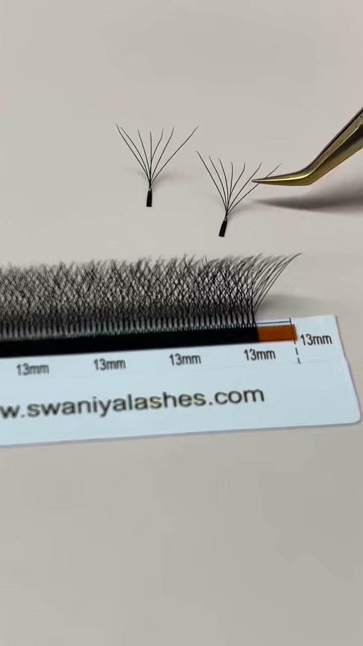 Anúncio de Swaniyalashes