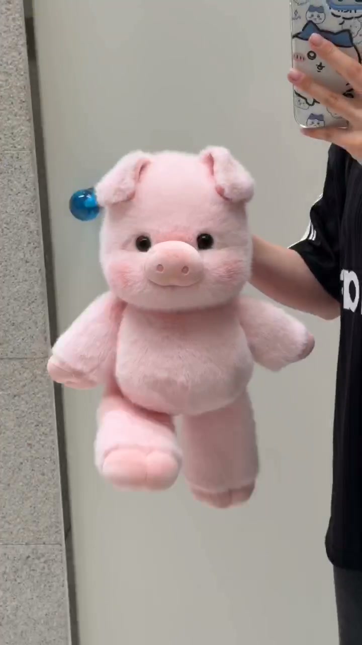 These plushies can run!