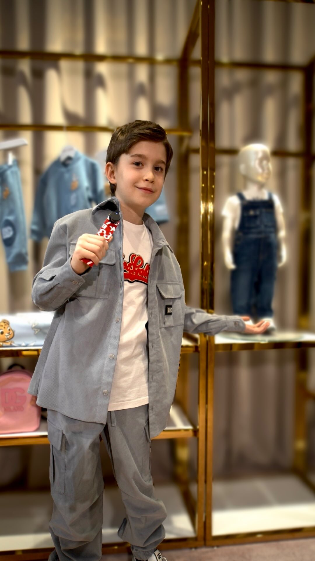 Anúncio de Leo Kids
