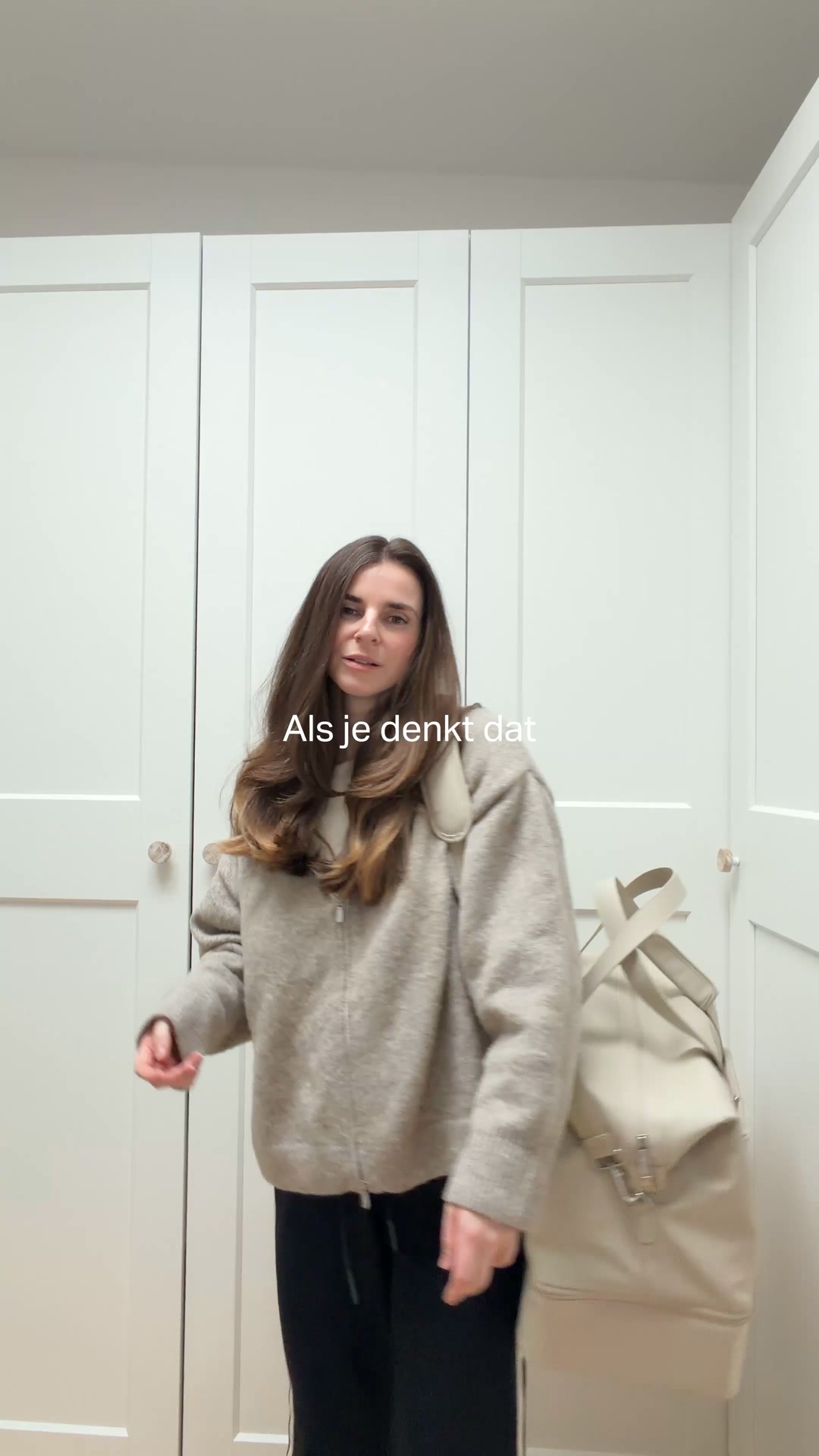 Altijd te veel spullen. Eén tas die het oplost.