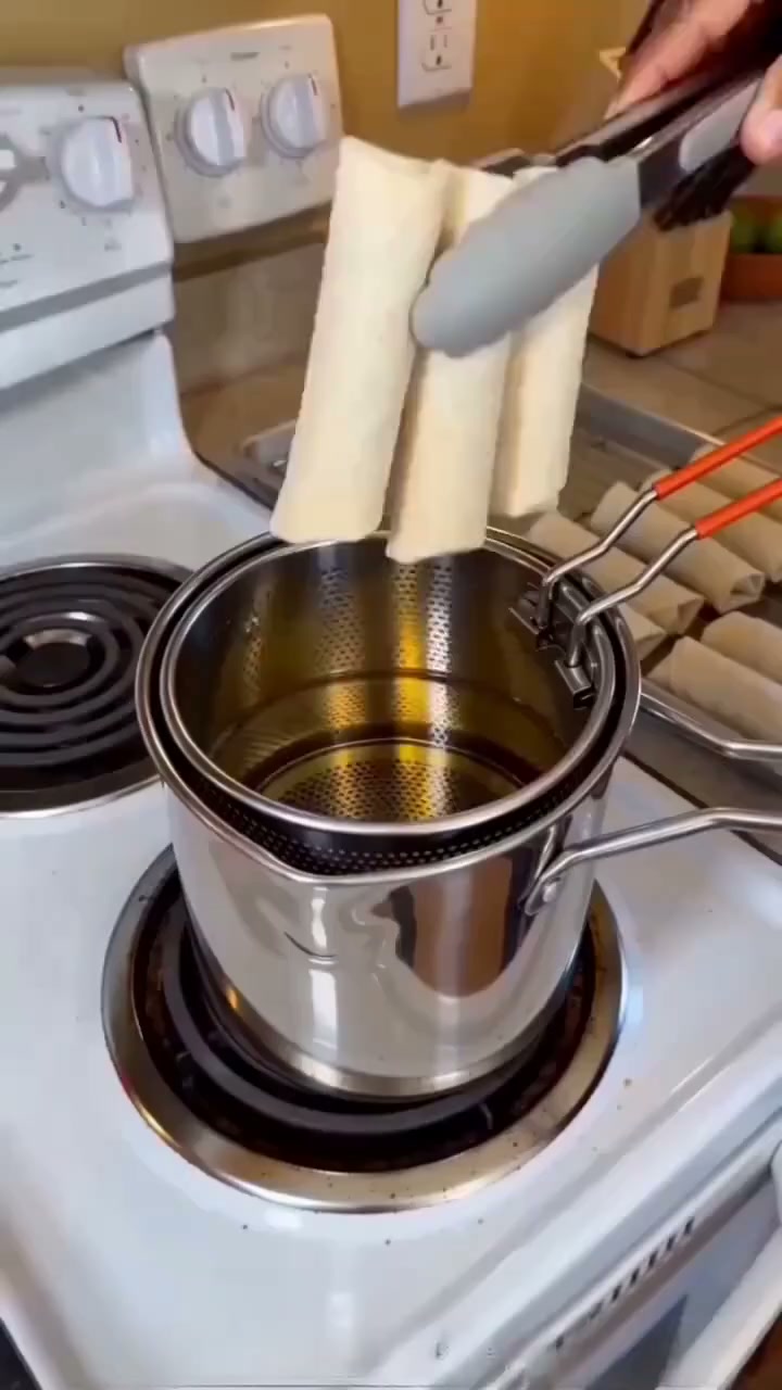 Fry Like a Pro with Stainless Steel
