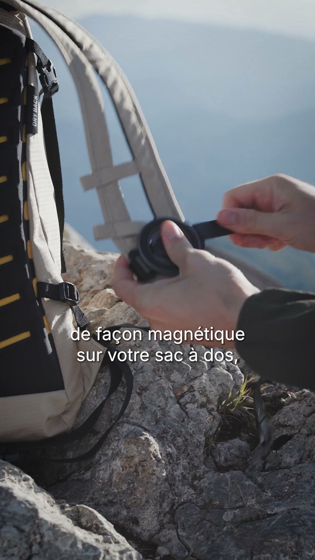 Sécurité téléphone + support magnétique pour votre sac à dos de randonnée
