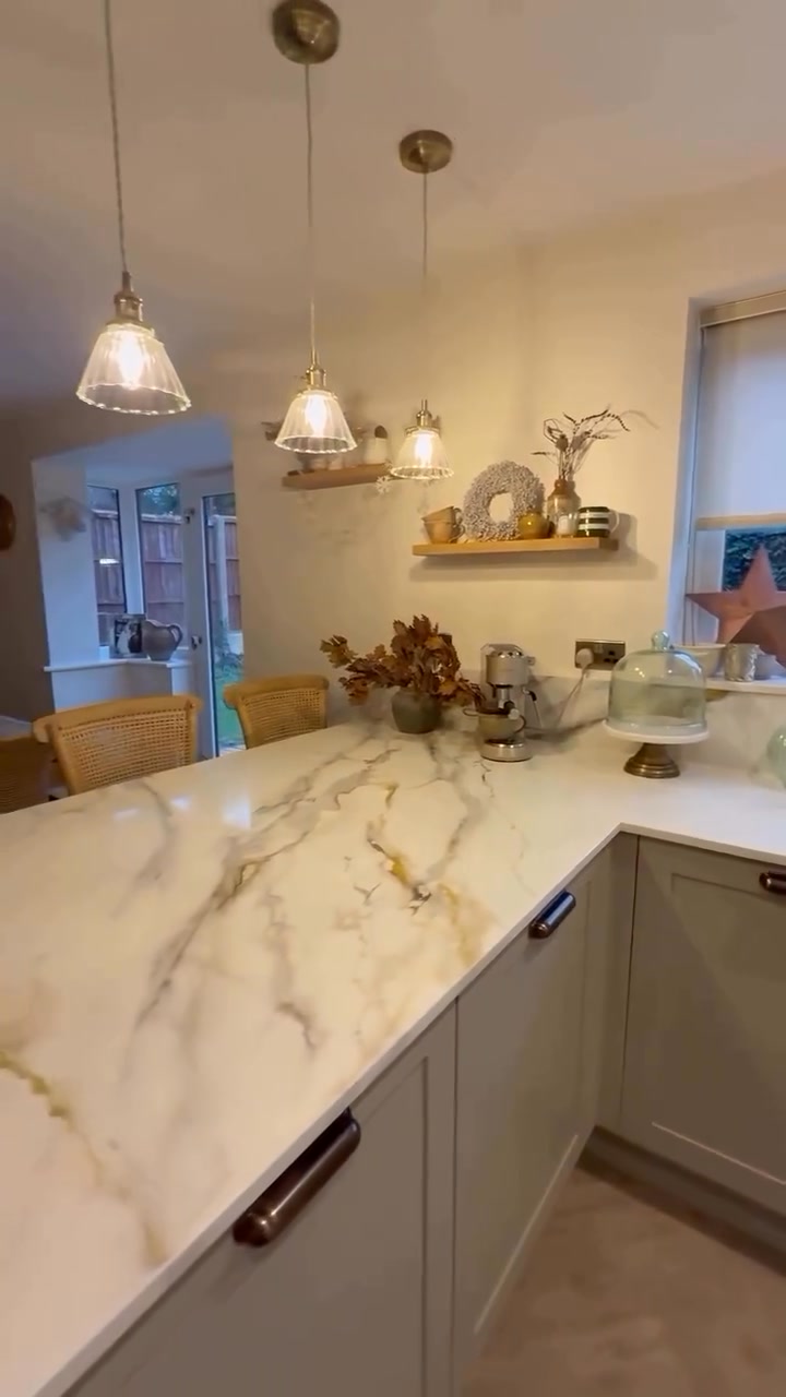 Direct-to-Consumer Worktops