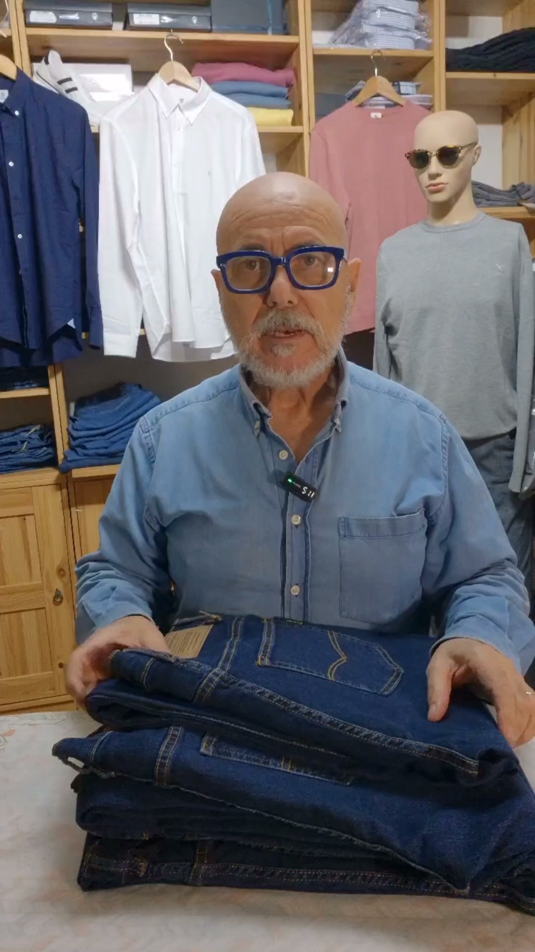 Pantalones vaqueros de tiro alto