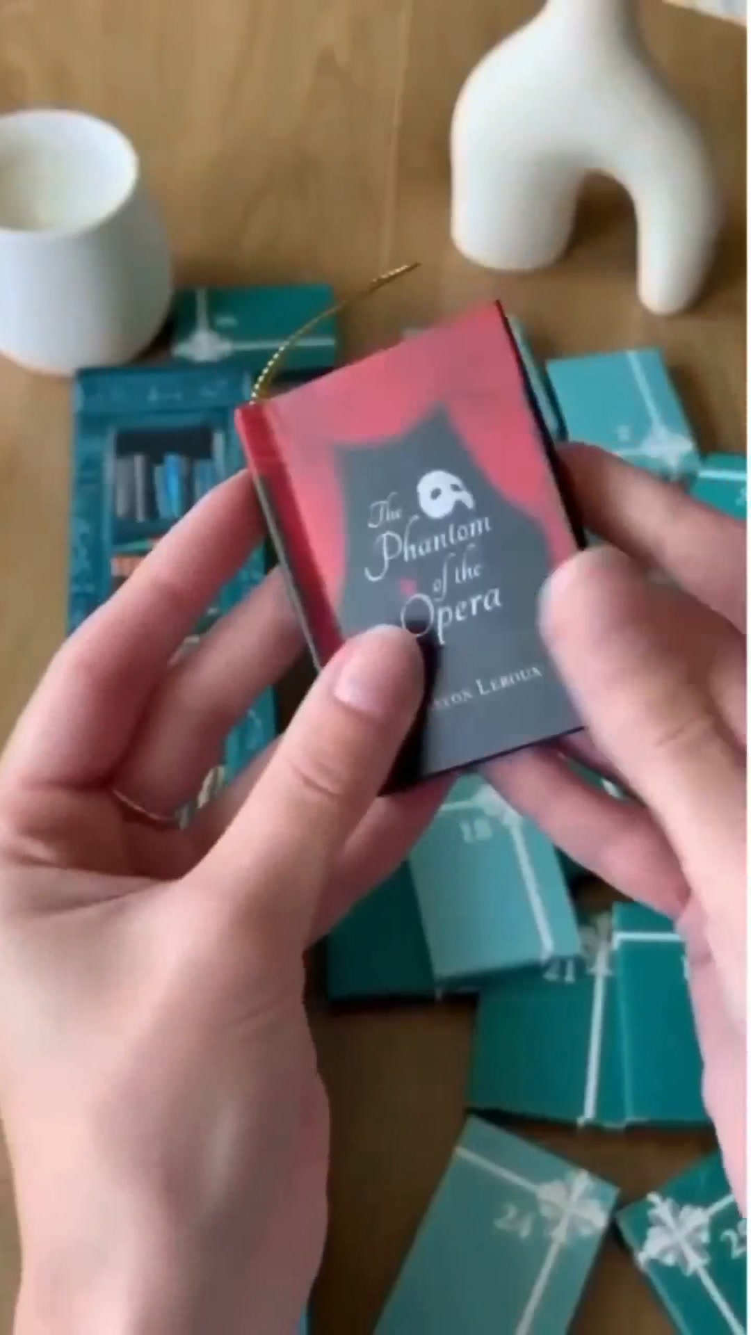 25-Day Mini Book Advent Calendar