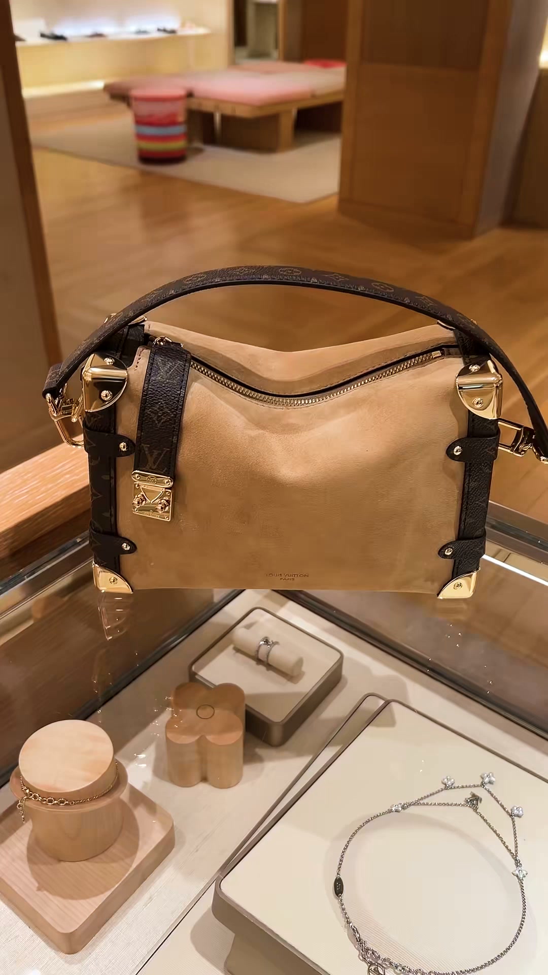 The statement bag