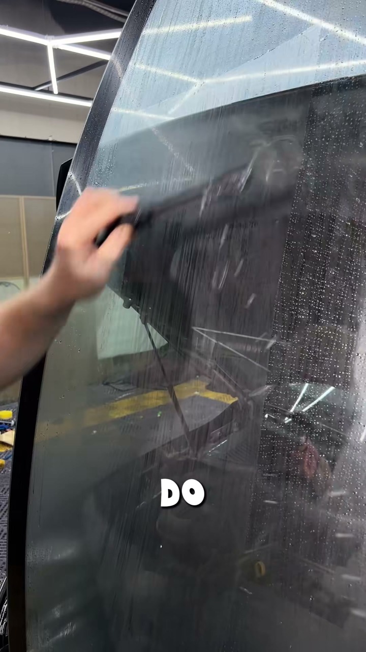 Entferner für Ölfilme auf Autoscheiben
