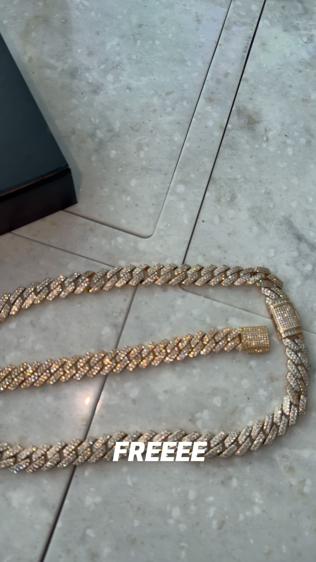 Anúncio de The Palm Jewellers