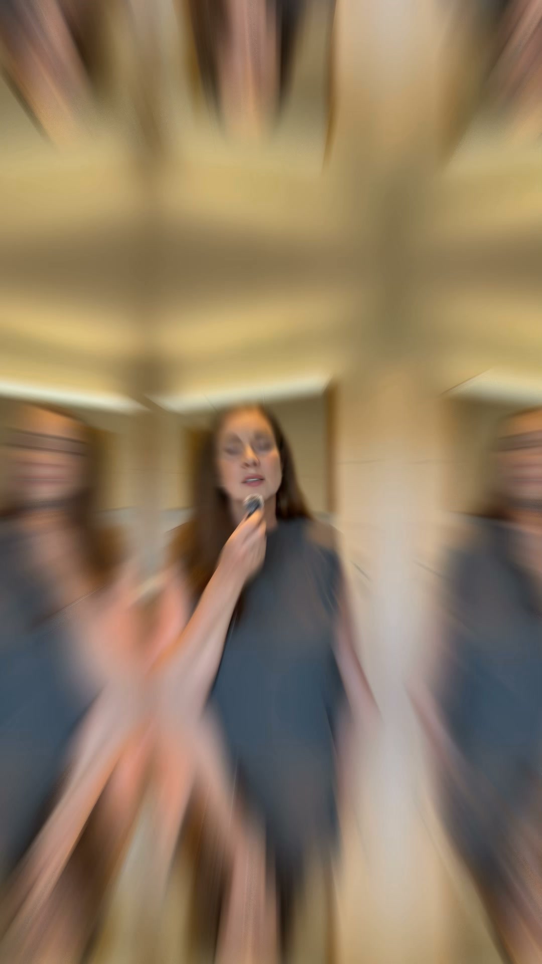 4,9