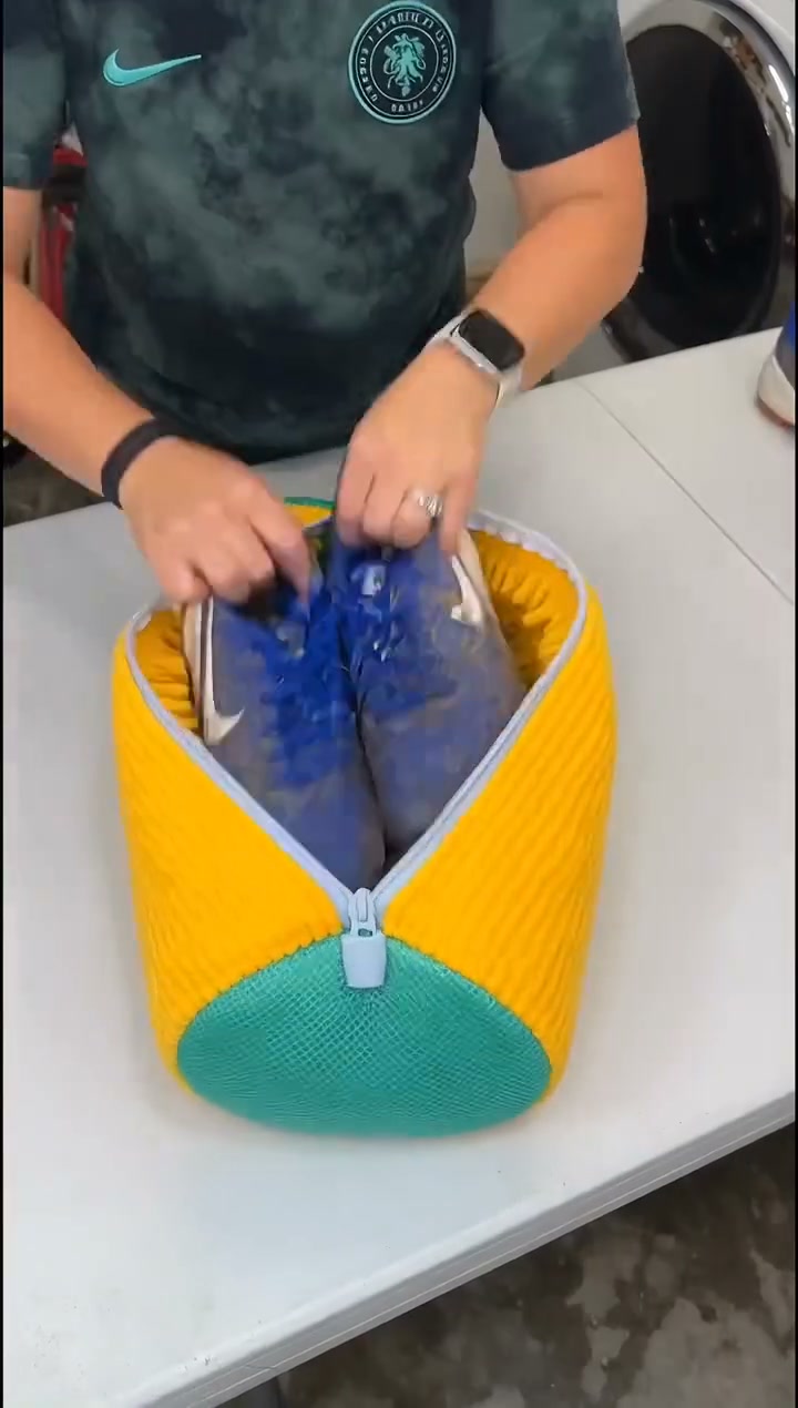 Laundry Shoe Washing Bag for Washing Machine - Protect Your Footwear during