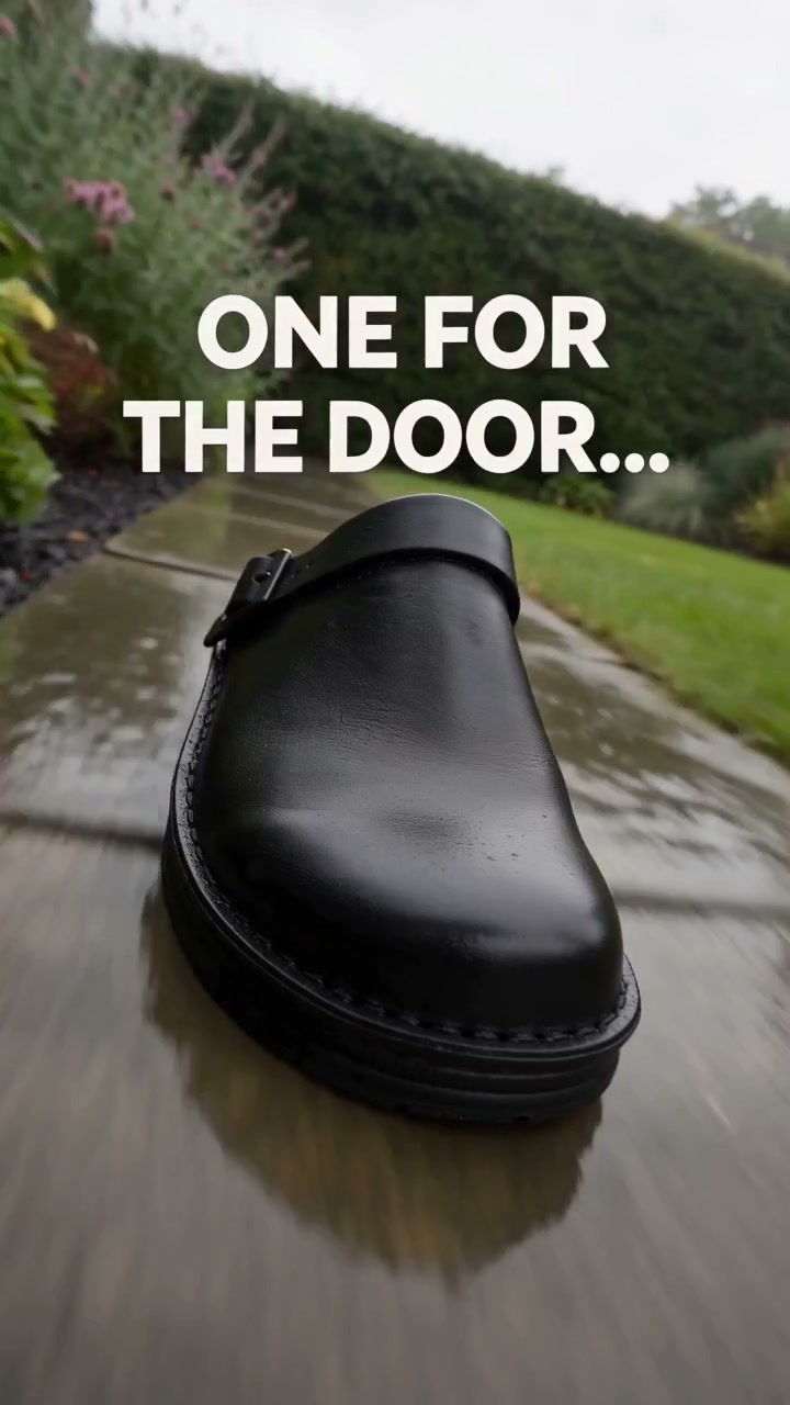 No laces. £32. Free UK delivery.
