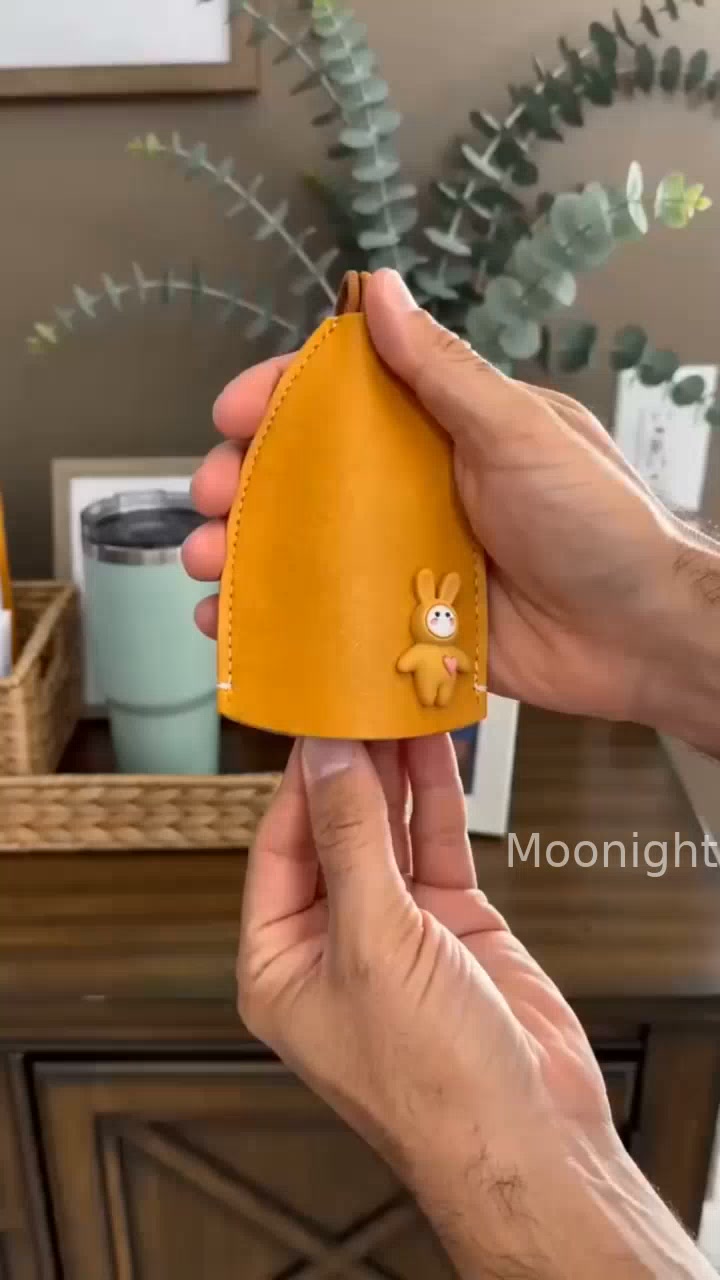 Anúncio de Moonighty