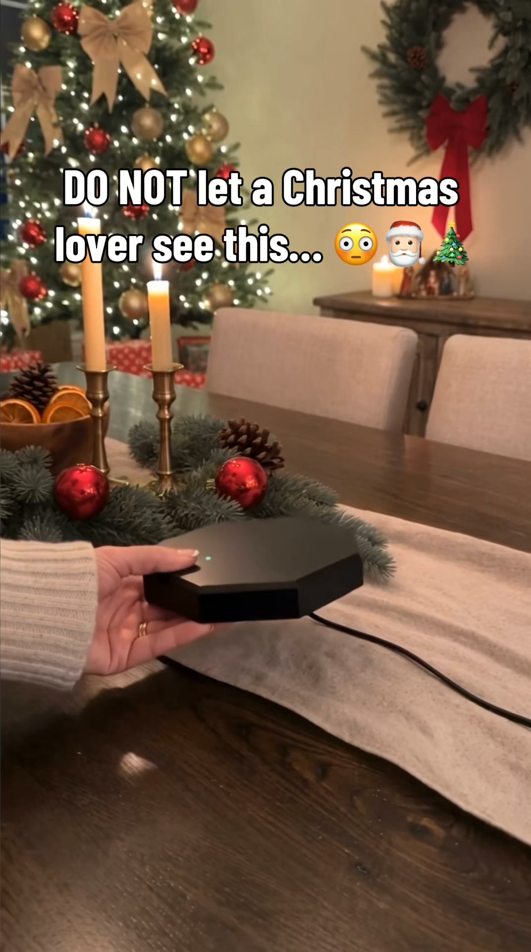 Floating Santa Sleigh with 4 Reindeer-Magnetic Christmas Magic