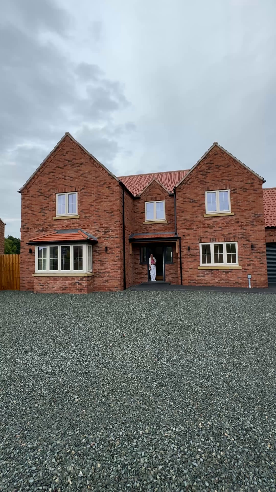 This house or £450k - your choice
