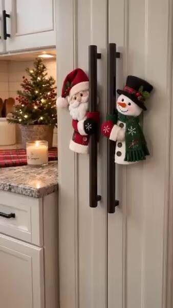 Guantes con forma de asa de nevera de Papá Noel y muñeco de nieve | Decoraciones navideñas para la cocina