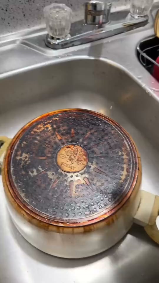 Heavy-Duty Grease Cleaner