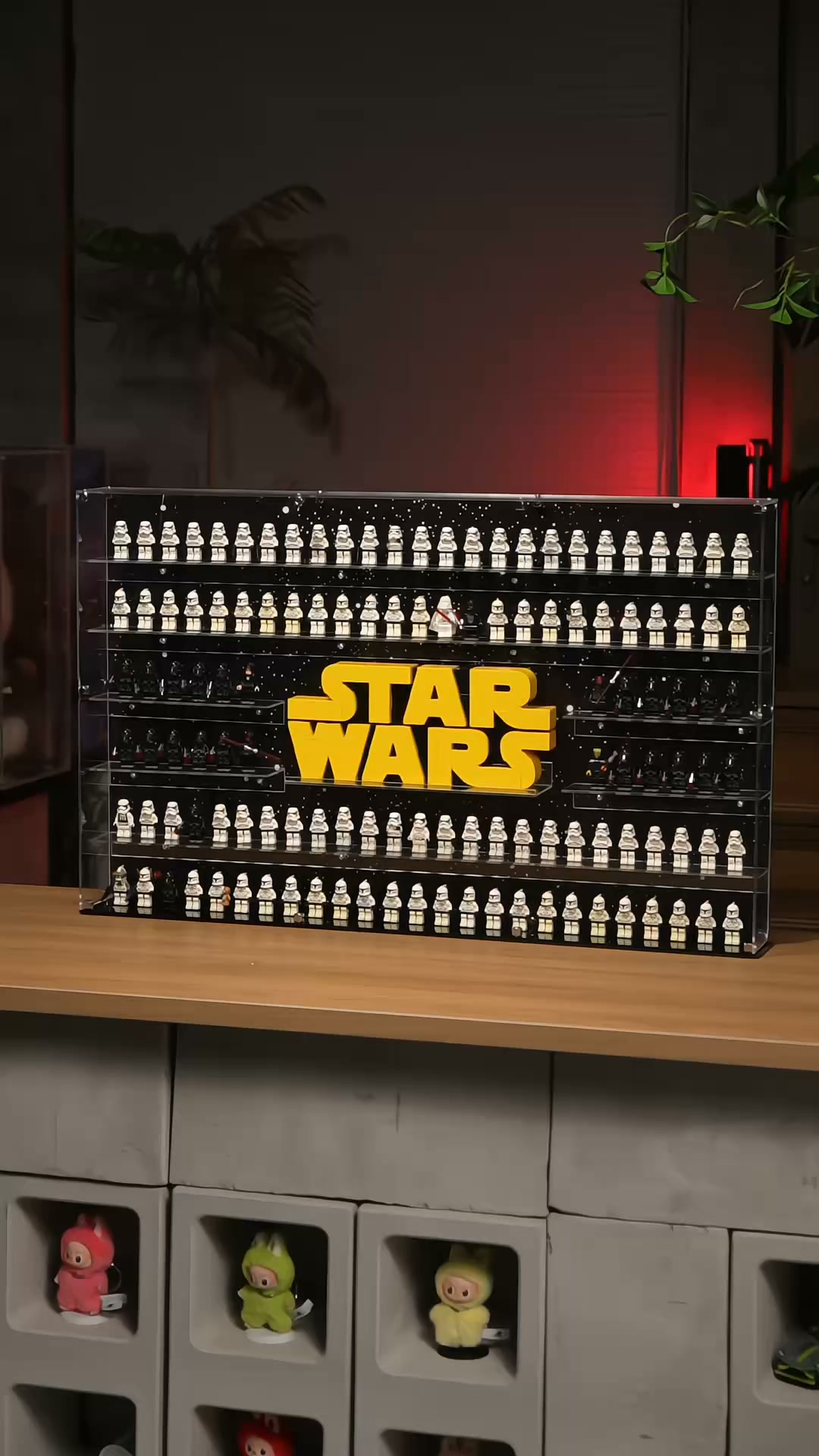 Show Off Your Star Wars™ Minifigures