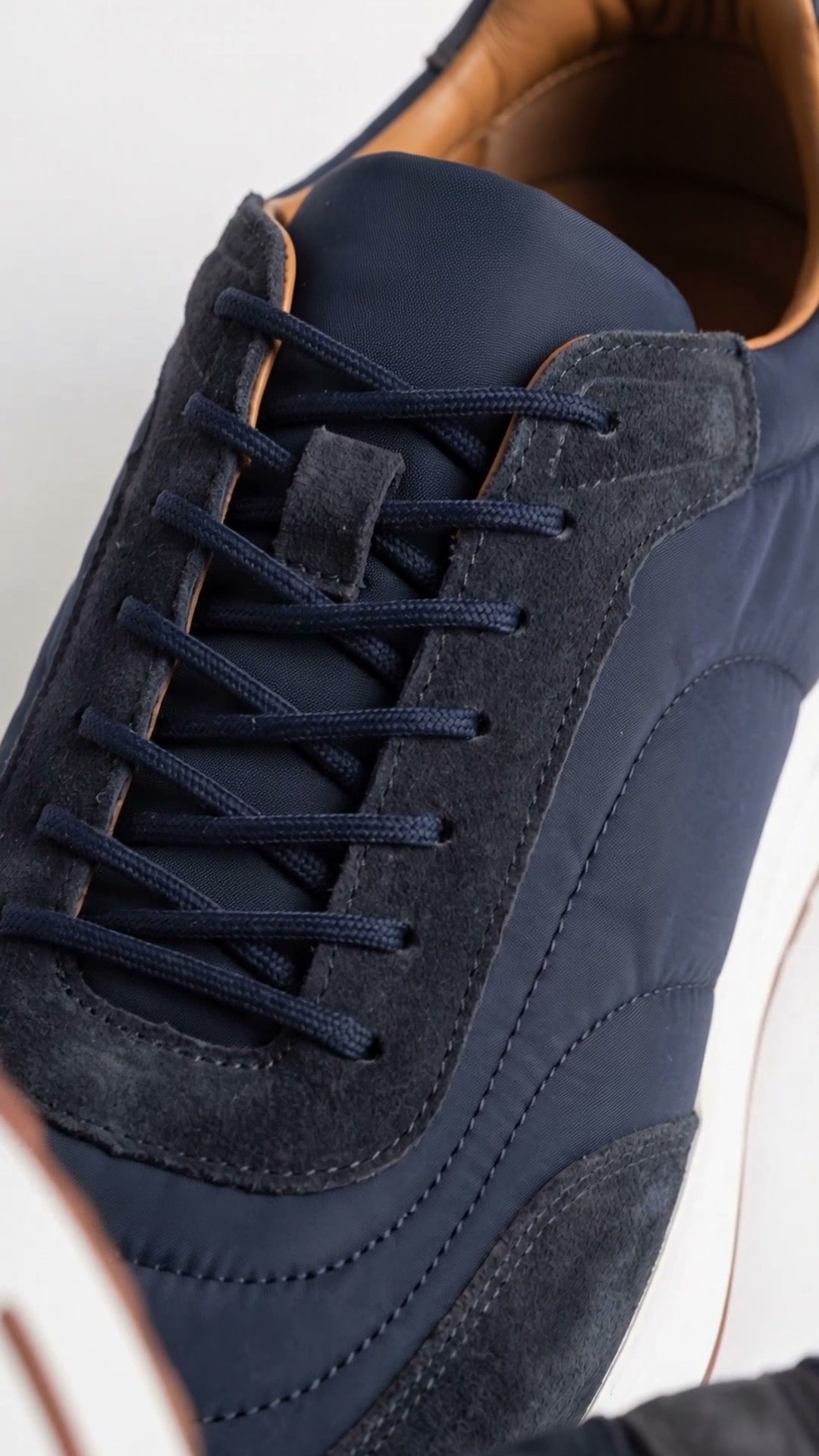 Auróre - Ravello Trainer