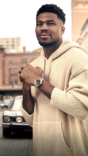 Iconic Breitling Chronomat Watches