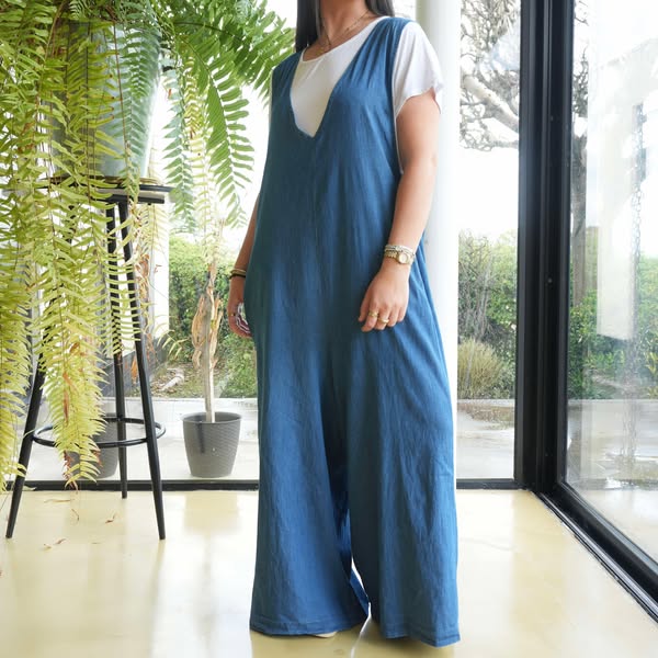 Women's Made In Italy Donna V Dungaree Mid Denim