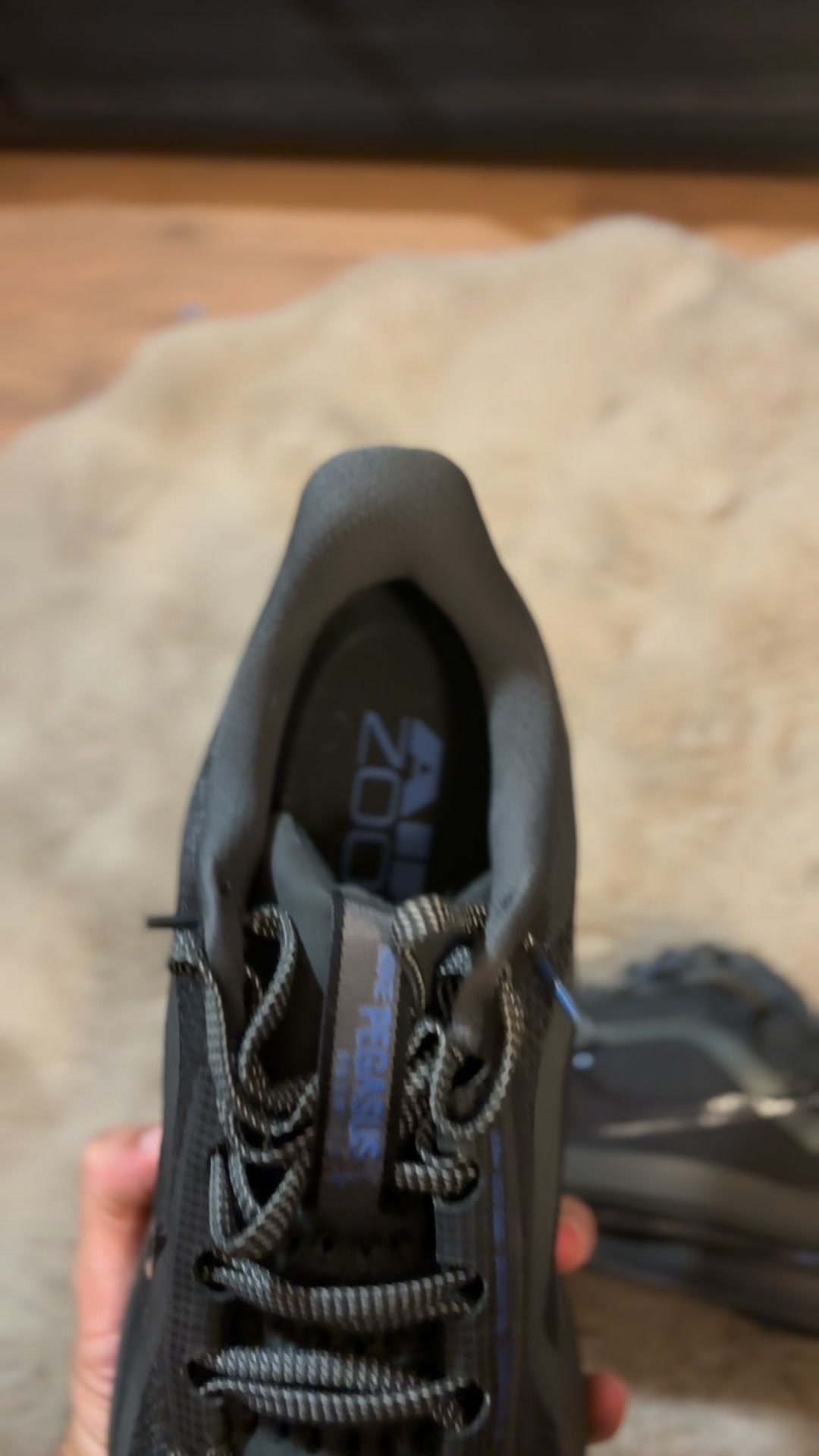 Premium Running Style + 3 Free Socks