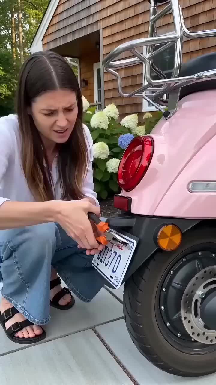 18-in-1 Multitool: Jouw Alleskunner voor Elke Situatie!
