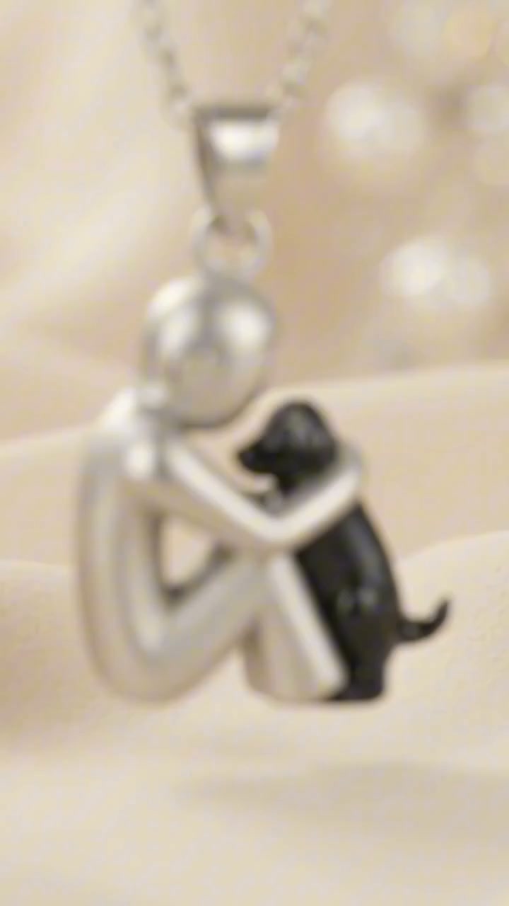 The purest bond, close to your heart.