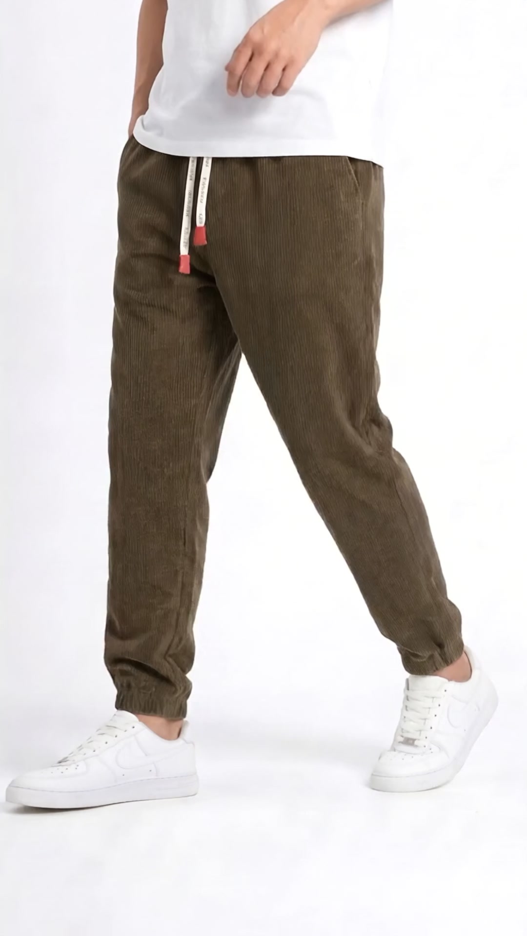 Hose aus Cord-Stoff