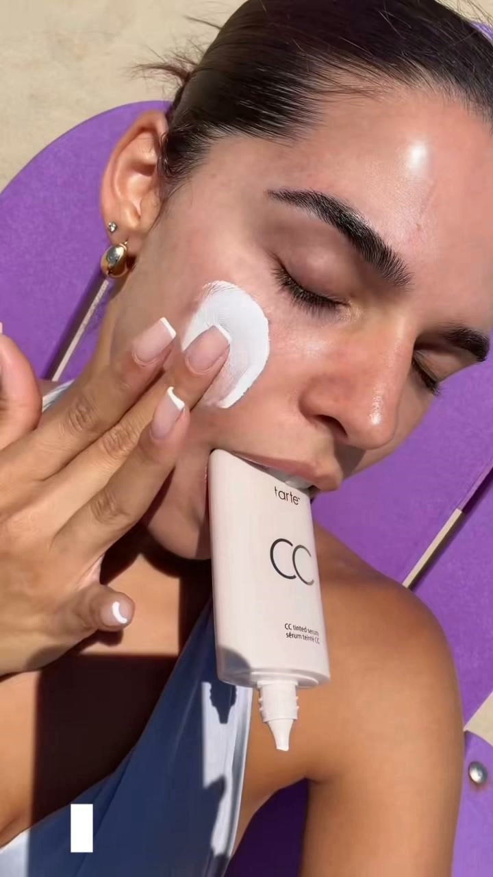 Tired of Foundation Settling Into Your Fine Lines? This Changes Everything.
