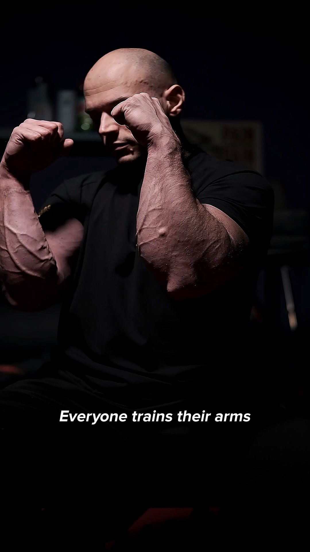 Golden Grip Thumb War