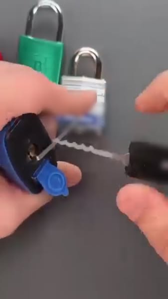 Portable For Emergency Rescue Key