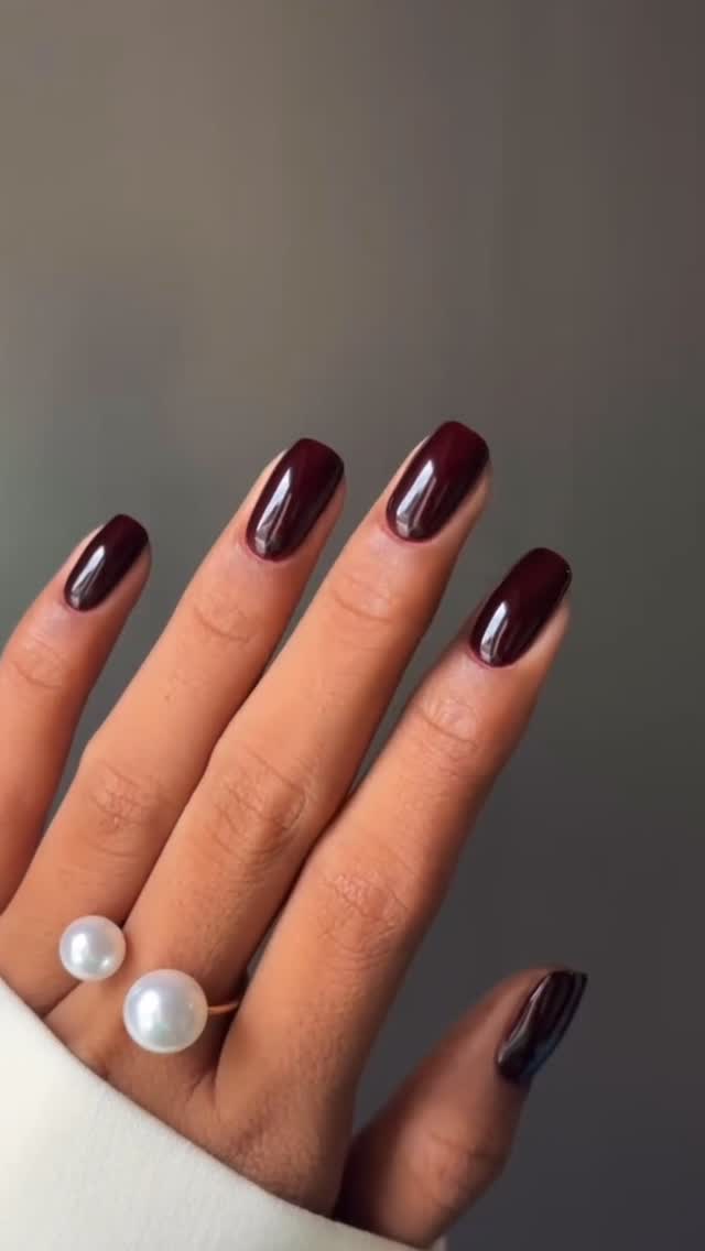 Rouge Noir – höstens svartröda gelfärg
