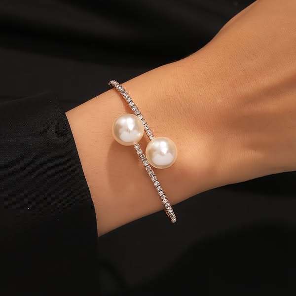 Sparkling Double Pearl Bracelet