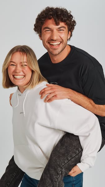 Merch är online!