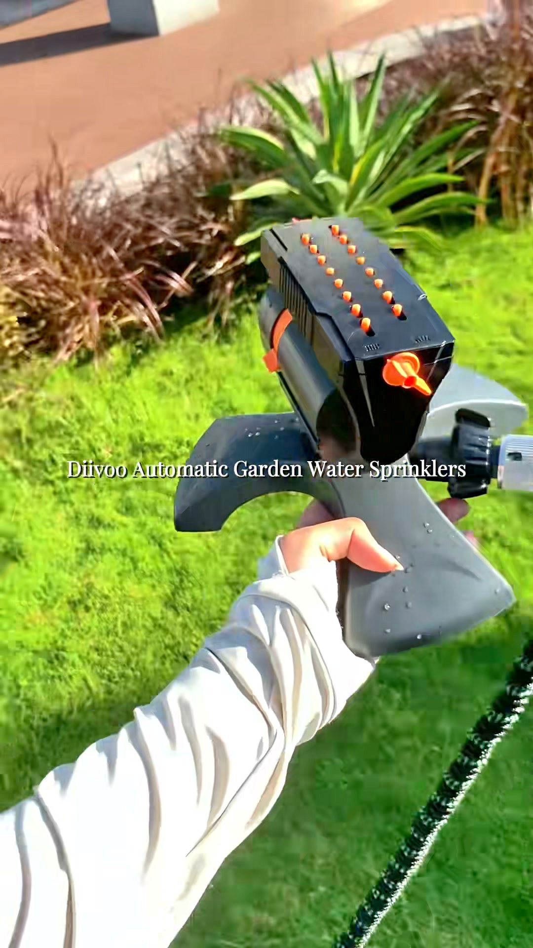 Diivoo Heavy-Duty Oscillating Lawn Sprinkler with Adjustable Coverage (3,600 Sq. Ft)