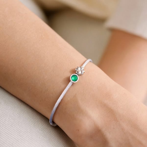 Bracelet Cordon Trèfle Porte‑Bonheur en Pierres de Naissance