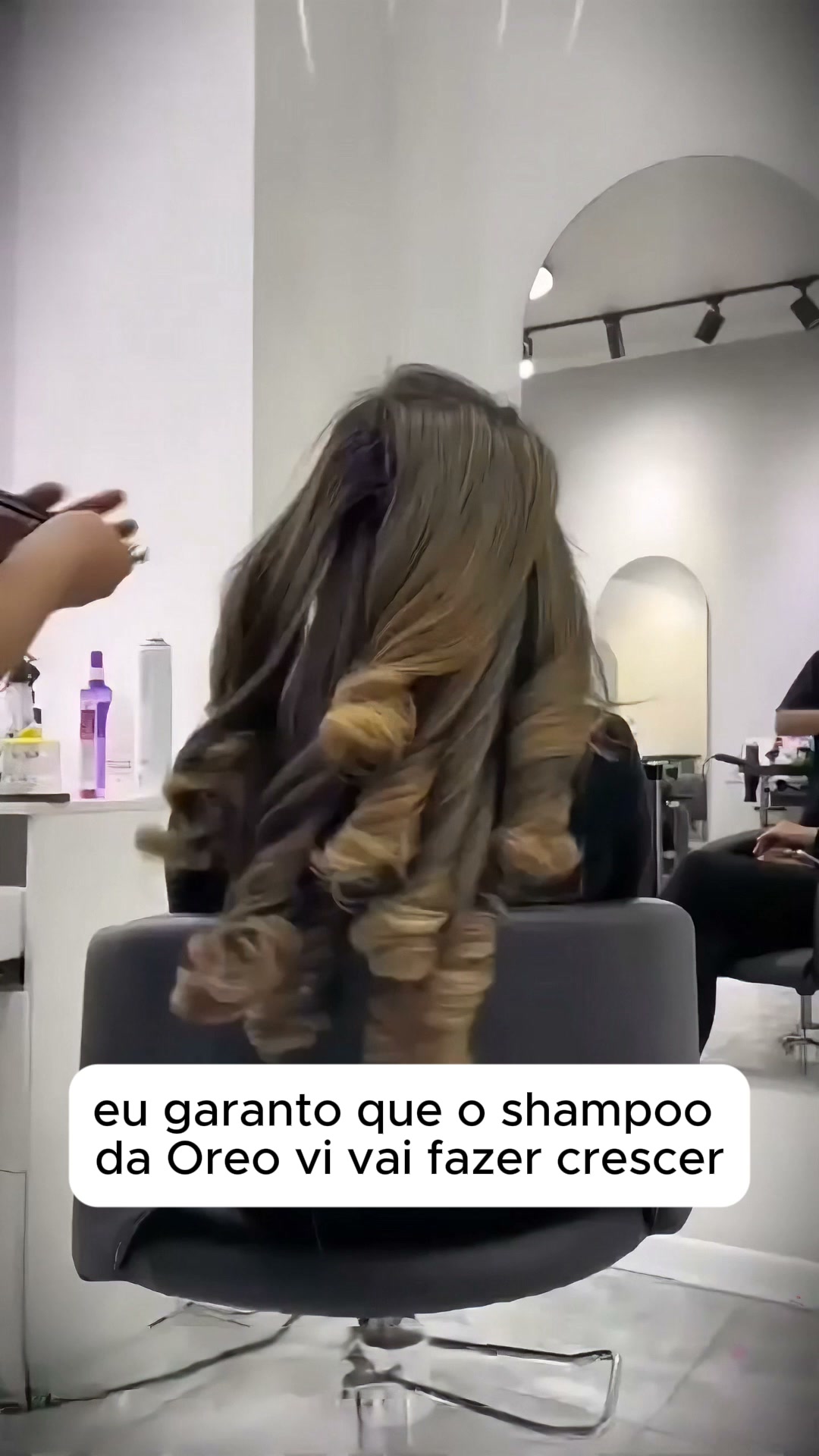 Recupere a abundância do seu cabelo e trave a queda com a força do alecrim!